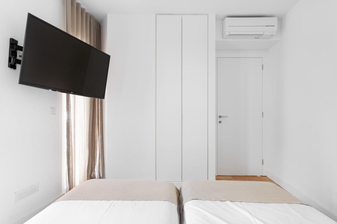 Joivy 2-br Flat With Garage Near Castelo De S Jorge Lejlighed